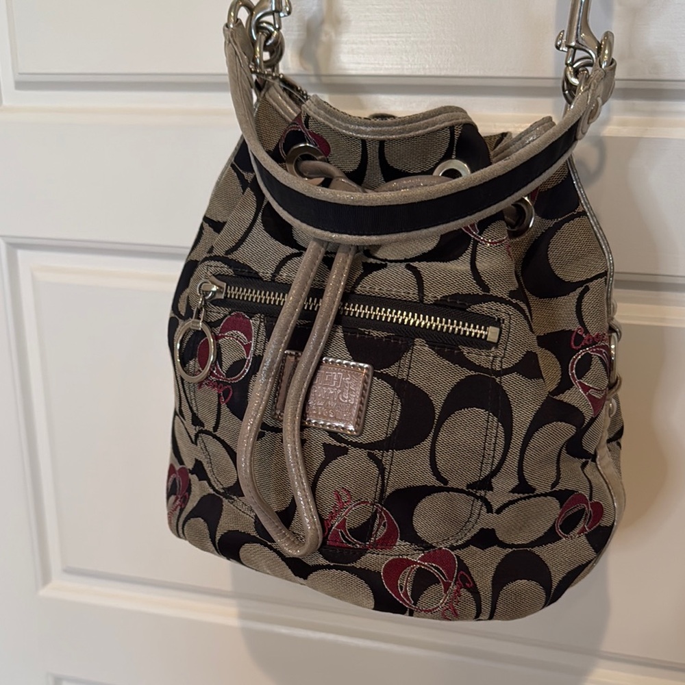 Coach poppy bucket bag